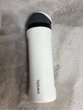 Owala White Insulated Water Bottle with Grey Lid